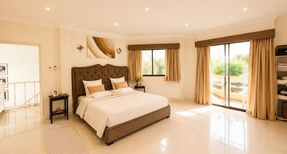 Villa en alquiler de 4 habitaciones en Jomtien, Pattaya