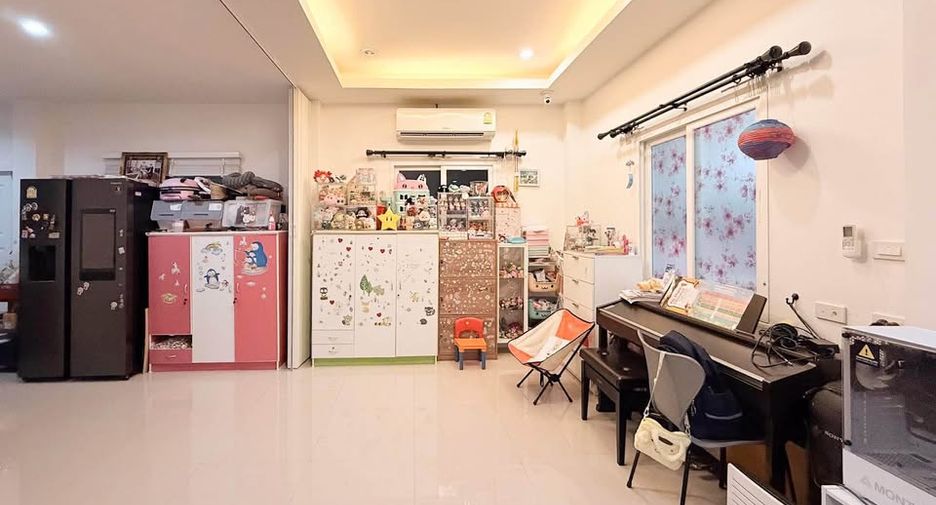 For sale 3 bedrooms house in Bang Lamung, Chonburi