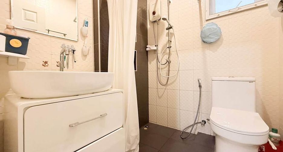 For sale 3 bedrooms house in Bang Lamung, Chonburi