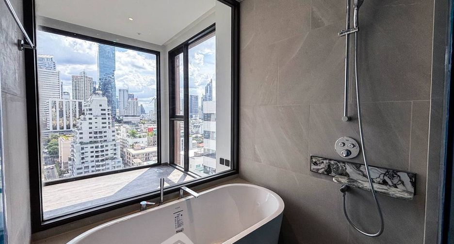 Condo en alquiler y en venta de 2 habitaciones en Sathon, Bangkok