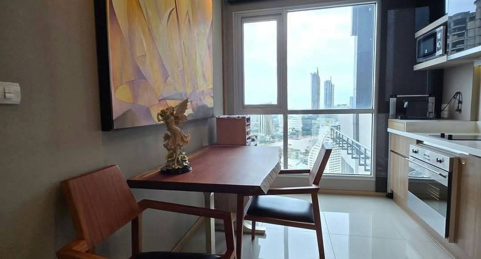 À louer et à vendre 1 chambre condo à Sathon, Bangkok