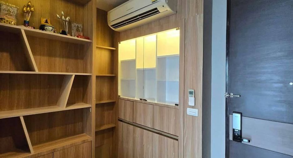 À louer et à vendre 1 chambre condo à Sathon, Bangkok