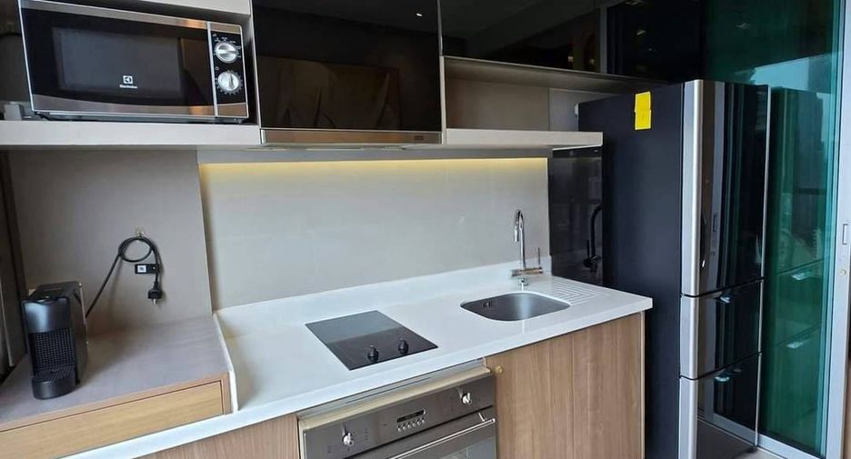 À louer et à vendre 1 chambre condo à Sathon, Bangkok