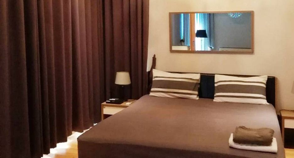 For rent and for sale 1 bed condo in Khlong Toei, Bangkok