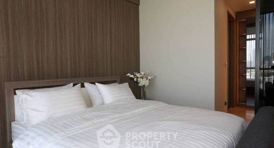 For rent and for sale 2 bedrooms condo in Watthana, Bangkok