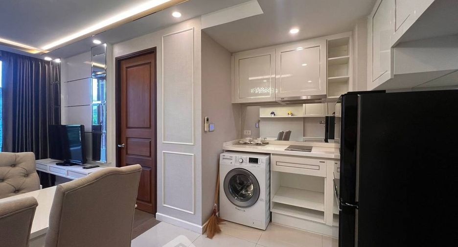 For rent 1 bed condo in Huai Khwang, Bangkok