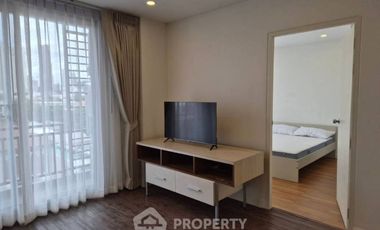 À louer 2 chambres condo à Yan Nawa, Bangkok