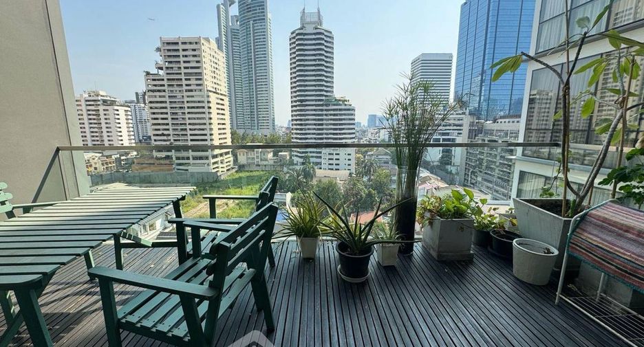 For rent 2 ベッドルーム condo in Watthana, Bangkok