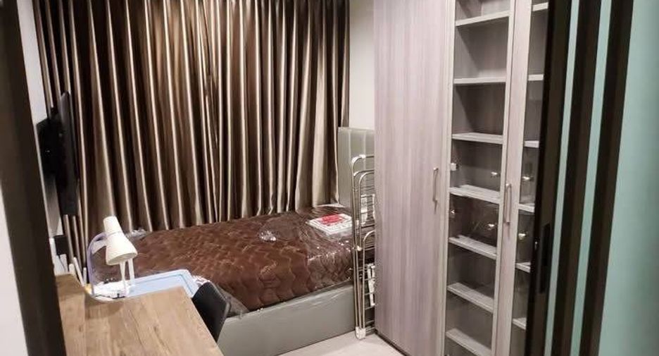 For rent 2 bedrooms condo in Thon Buri, Bangkok