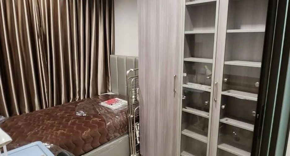 For rent 2 bedrooms condo in Thon Buri, Bangkok