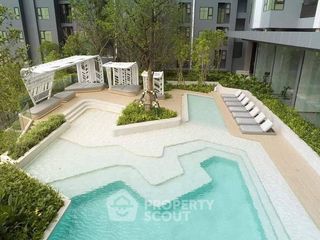 For rent 2 bedrooms condo in Thon Buri, Bangkok