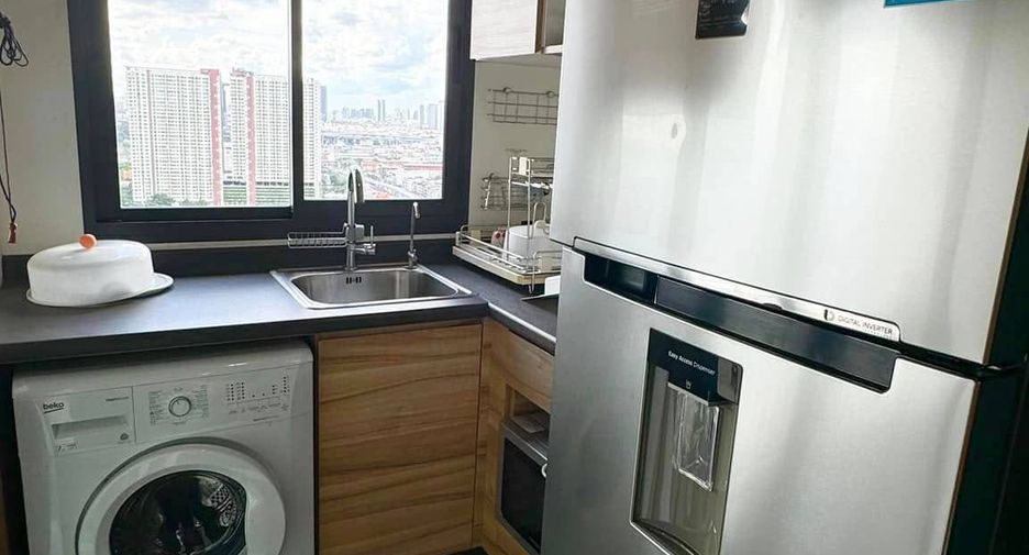 Condo en alquiler de 1 habitaciones en Yan Nawa, Bangkok