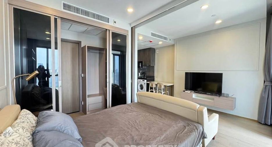 À louer 1 chambre condo à Bang Rak, Bangkok
