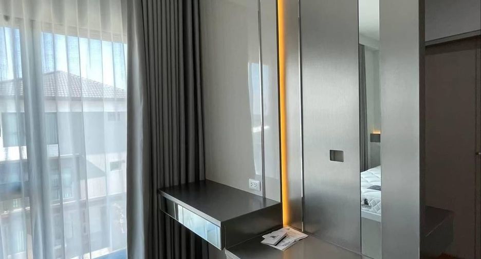 Wohnung zur Miete mit 4 Zimmer in Saphan Sung, Bangkok