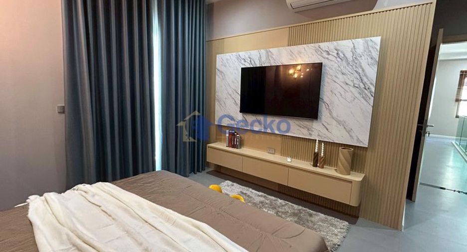 Casa en venta de 4 habitaciones en Bang Lamung, Chonburi