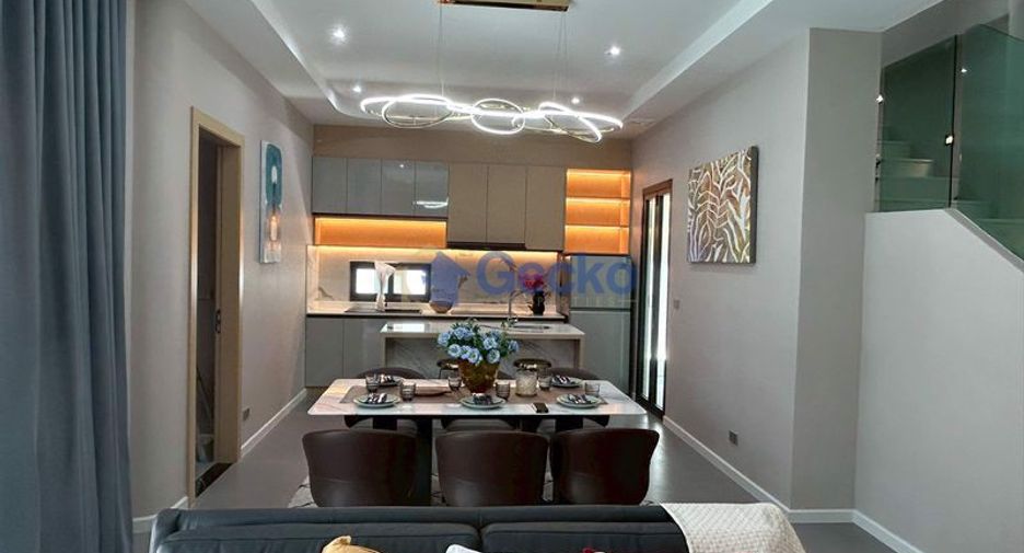 Casa en venta de 4 habitaciones en Bang Lamung, Chonburi
