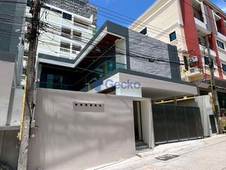 Casa en venta de 4 habitaciones en Bang Lamung, Chonburi