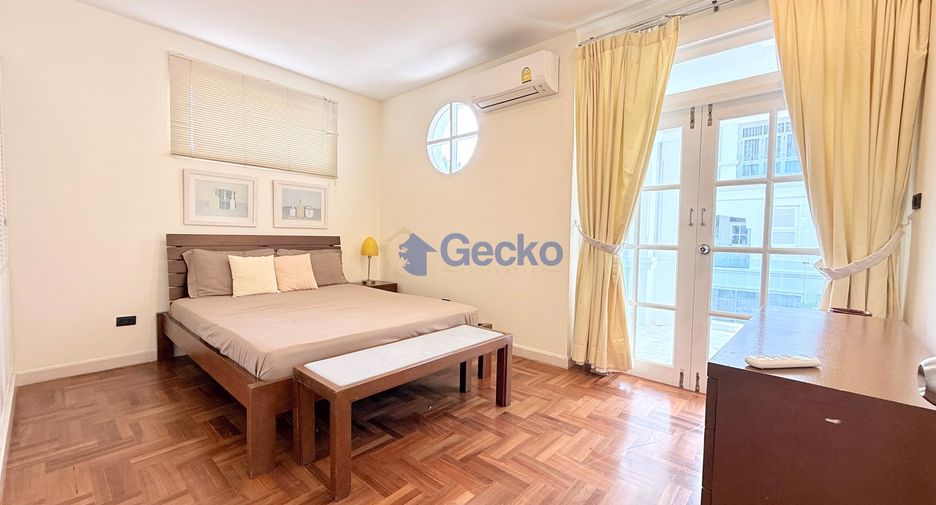 For rent 3 bedrooms house in Na Jomtien, Pattaya