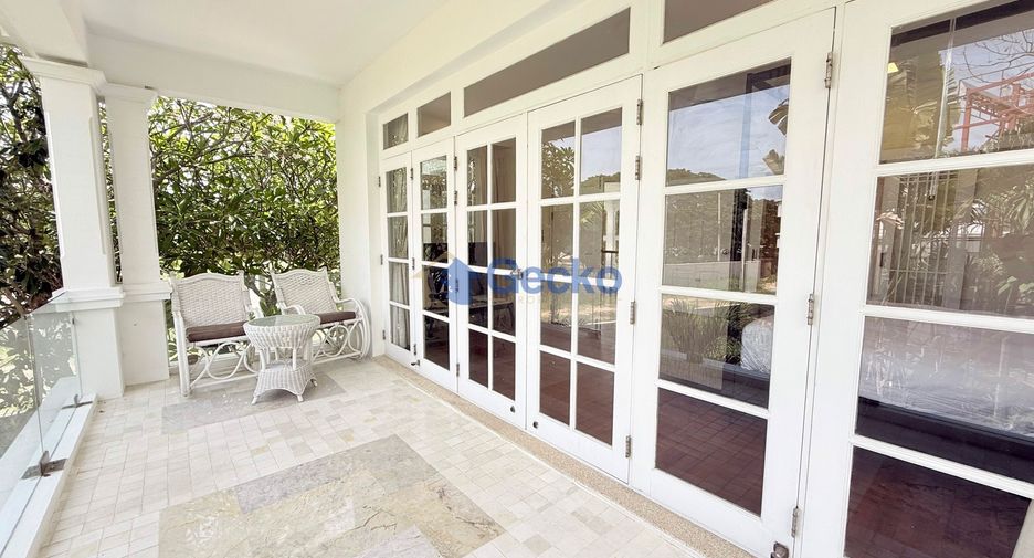 For rent 3 bedrooms house in Na Jomtien, Pattaya