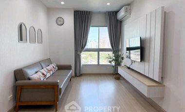 Condo en alquiler de 2 habitaciones en Huai Khwang, Bangkok