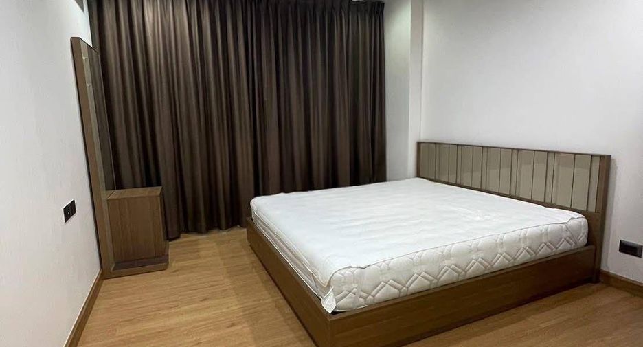 For rent 1 bed condo in Huai Khwang, Bangkok