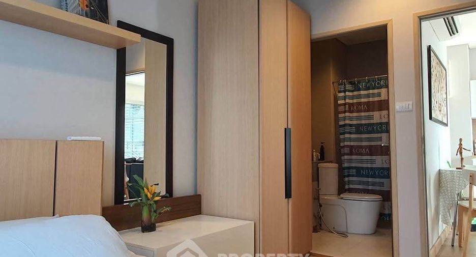 Condo en alquiler de 2 habitaciones en Phaya Thai, Bangkok