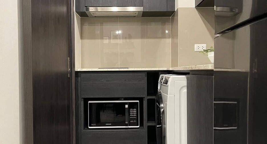 For rent 1 bed condo in Huai Khwang, Bangkok