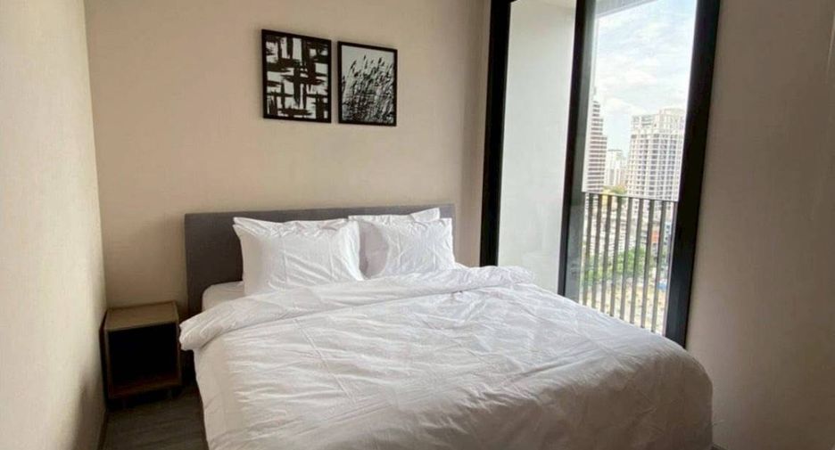 For rent 2 bedrooms condo in Watthana, Bangkok