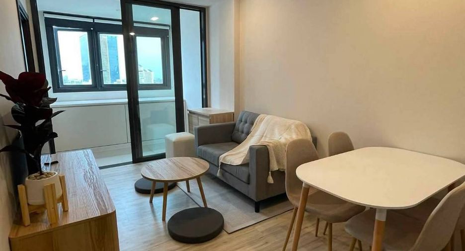 For rent 1 bed condo in Huai Khwang, Bangkok