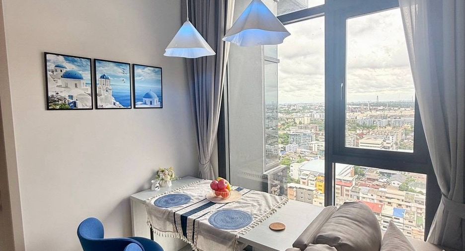 Condo en alquiler de 1 habitaciones en Phra Khanong, Bangkok