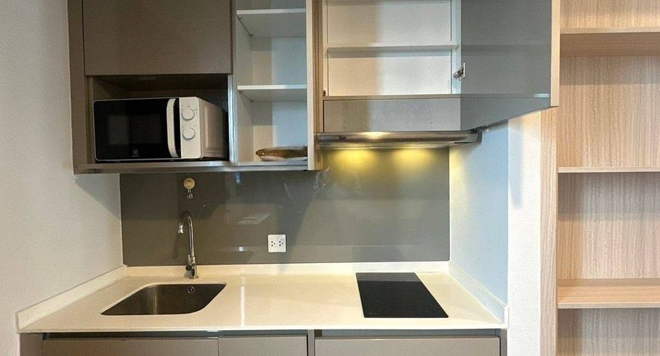 For rent 1 Beds condo in Bang Na, Bangkok