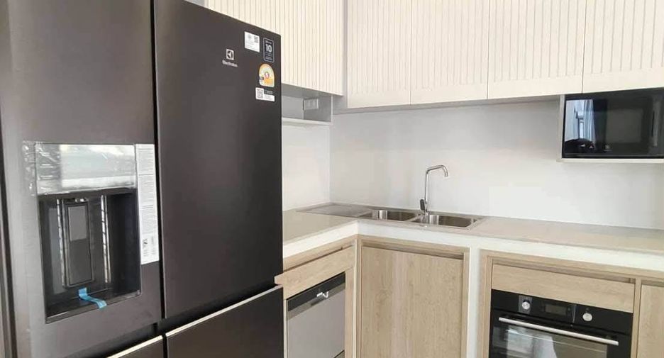 For rent 4 bedrooms house in Lat Krabang, Bangkok