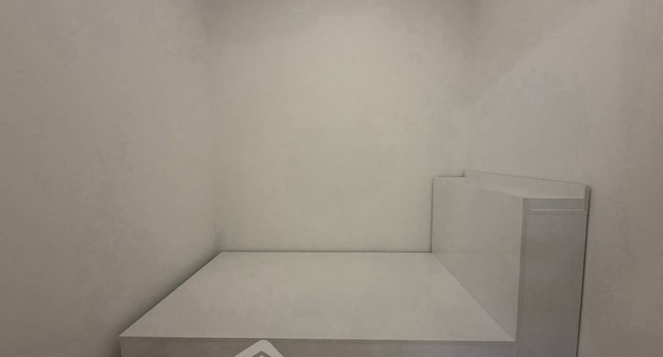 ให้เช่า 3 ห้องนอน คอนโด ใน วัฒนา, กรุงเทพฯ