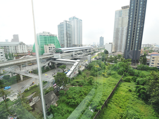 出售 1 卧室 公寓 在 Khlong San, 曼谷