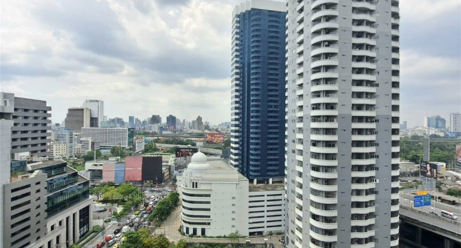 Condo en alquiler de 2 habitaciones en Pathum Wan, Bangkok