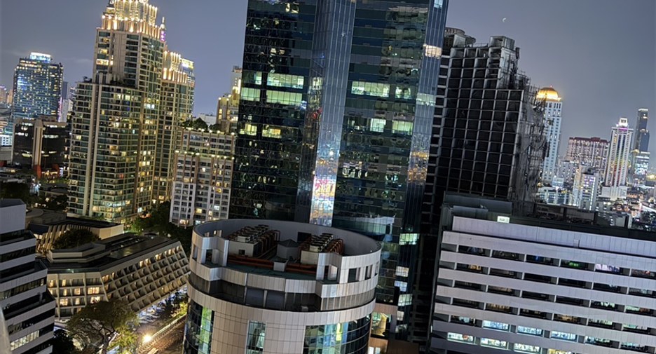 À louer 1 chambre condo à Watthana, Bangkok