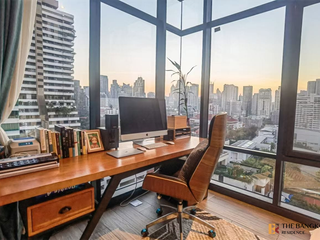 For rent 2 ベッドルーム condo in Watthana, Bangkok
