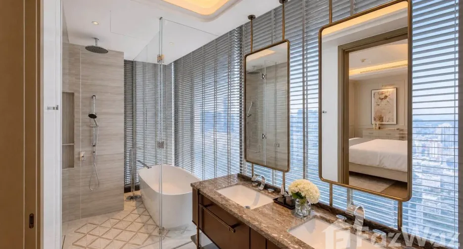 For rent 2 bedrooms condo in Sathon, Bangkok