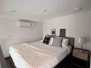 Condo en alquiler de estudio en Watthana, Bangkok