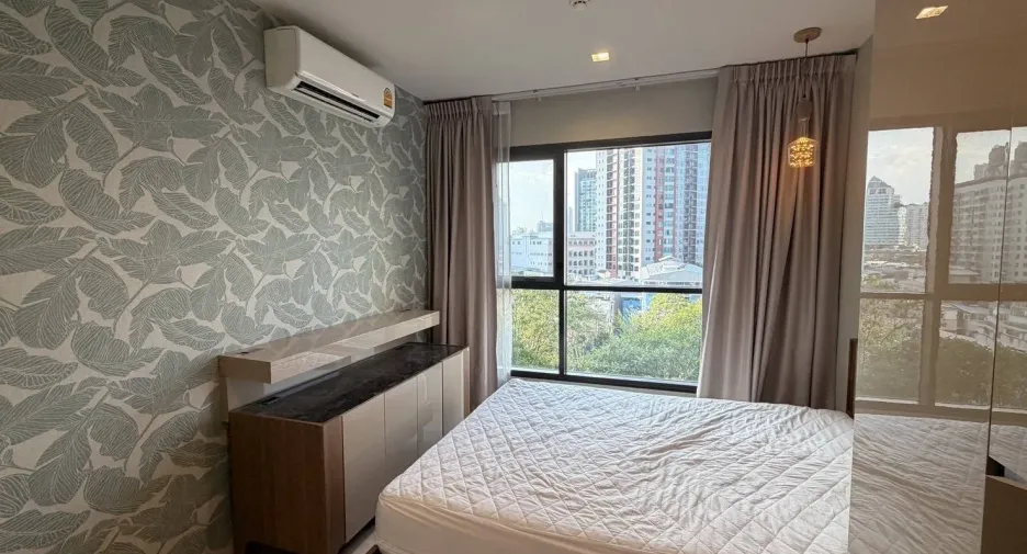 Wohnung zur Miete und zum Kauf mit 2 Zimmer in Khlong Toei, Bangkok