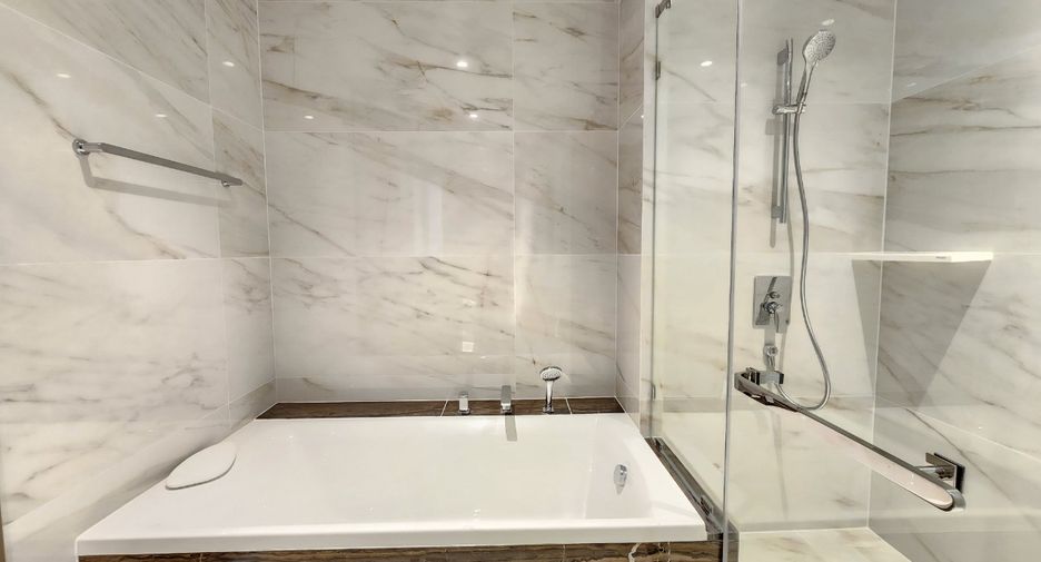 Wohnung zur Miete mit 3 Zimmer in Sathon, Bangkok