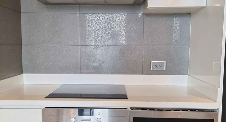 ให้เช่า 2 ห้องนอน คอนโด ใน คลองเตย, กรุงเทพฯ