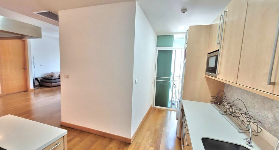Wohnung zur Miete mit 2 Zimmer in Khlong Toei, Bangkok