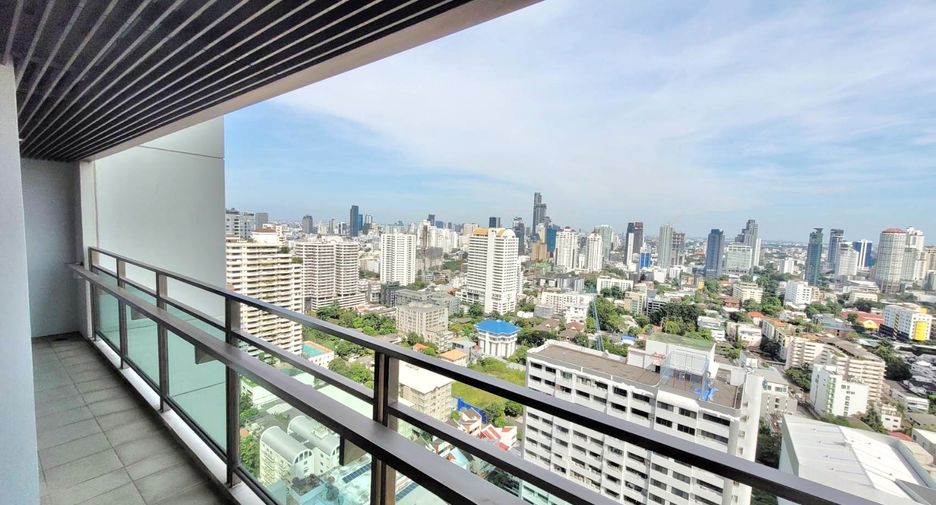 Wohnung zur Miete mit 2 Zimmer in Khlong Toei, Bangkok