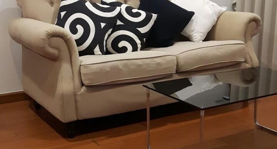 À louer 2 chambres condo à Pathum Wan, Bangkok
