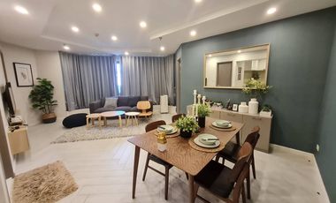 For rent and for sale 2 bedrooms condo in Watthana, Bangkok