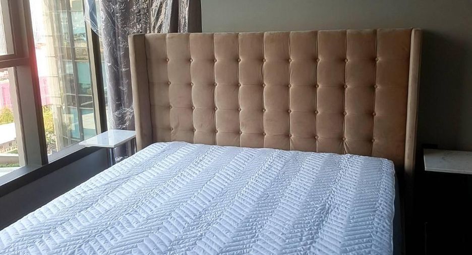 For rent and for sale 1 bed condo in Watthana, Bangkok