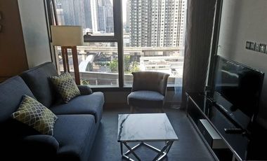 For rent and for sale 1 bed condo in Watthana, Bangkok