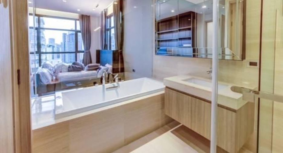 For rent そして for sale 2 ベッドルーム condo in Khlong Toei, Bangkok
