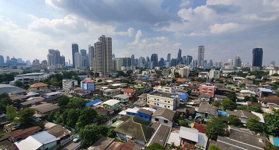 À louer 2 chambres condo à Khlong Toei, Bangkok
